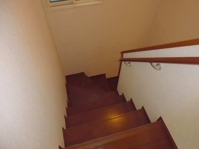 パティオ・カーサBのその他|階段