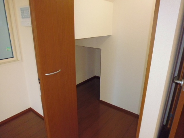 パティオ・カーサBの収納|階段下収納