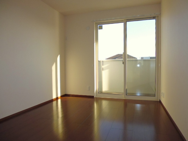 パティオ・カーサBの洋室