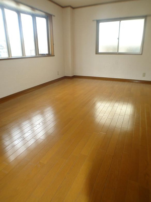 【洋室】 | セゼーレ戸崎