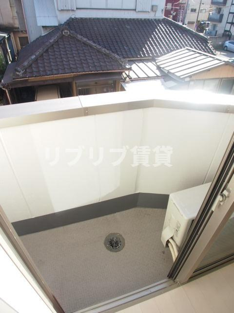 リトルズ本千葉のバルコニー