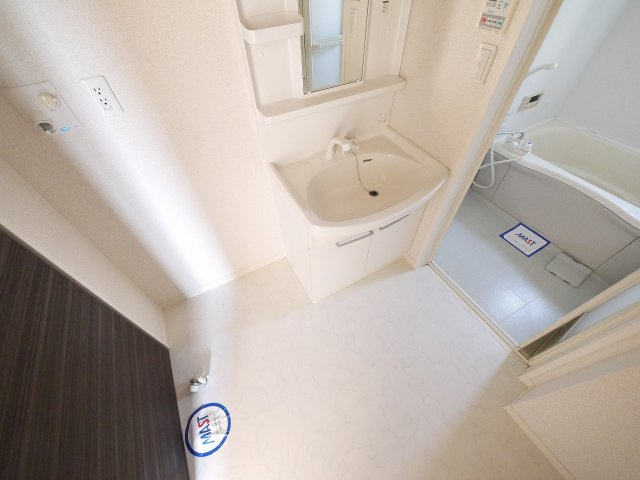 シャーメゾン　コトーの洗面所|使いやすい洗面所です