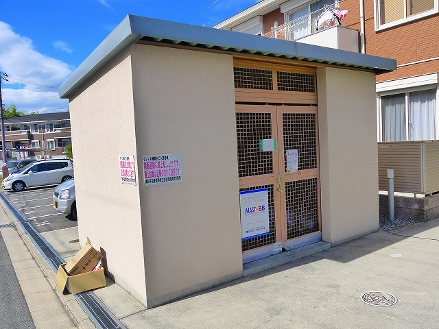 ラフィネ梅美台Aのその他共用部分