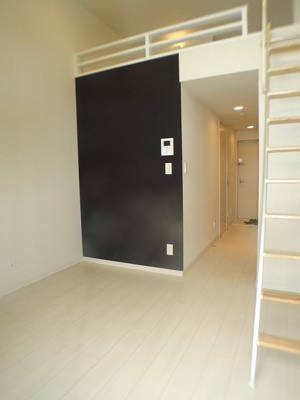 【洋室】 | CREST COURT鷹取