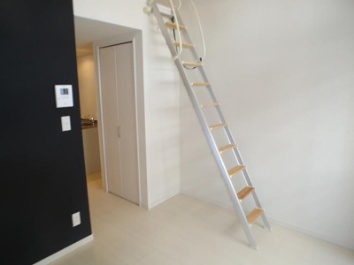 【居間・リビング】 | CREST COURT鷹取