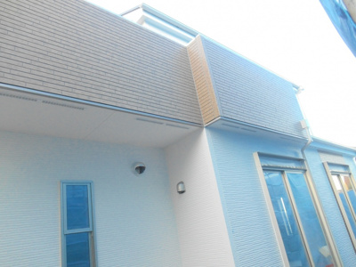 【外観】 | 上尾市大字平方/新築分譲住宅全2棟/残1棟/2,280万円⇒2,080万円 | カースペース並列２台可！