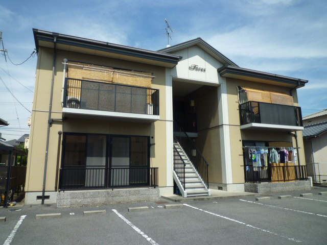 倉敷市水江のアパートの外観
