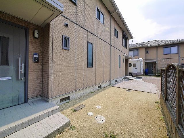 昴の郷学園前Bのその他共用部分|毎日通る玄関前です