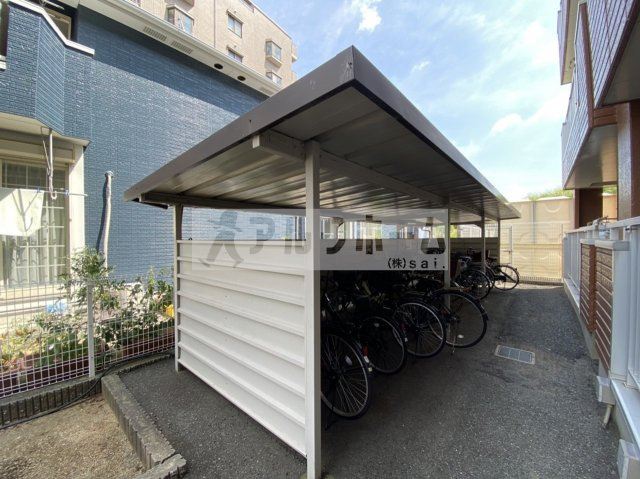 フラワーパレスのその他共用部分|フラワーパレス　共用部分　駐輪場