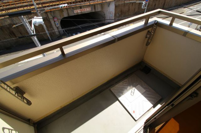 【バルコニー】 | アヴニール松野