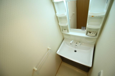 【洗面所】 | アヴニール松野