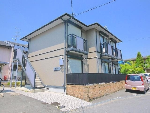 シャトレ中山の外観