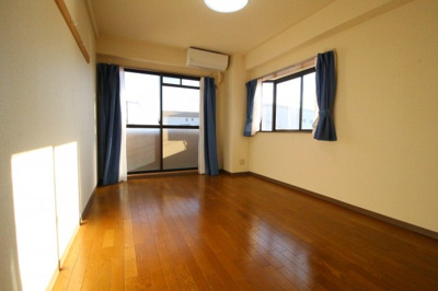 【洋室】 | アーバンスクエア