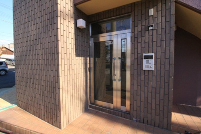 【エントランス】 | アーバンスクエア