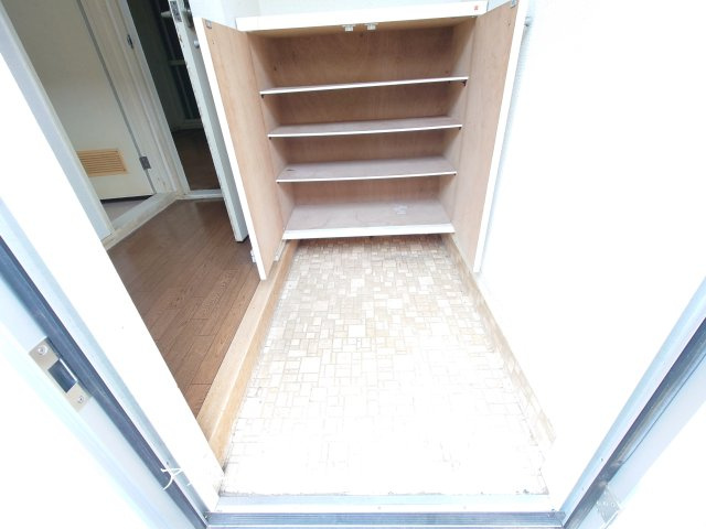 ウエストハウスＢの収納