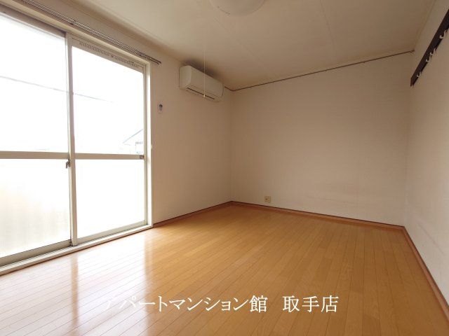 ウエストハウスＢの居間・リビング