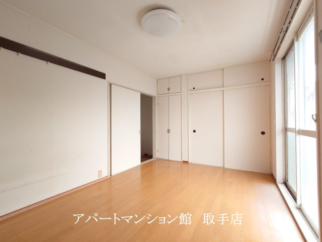 ウエストハウスＢの居間・リビング