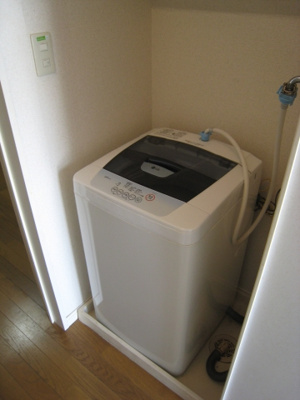 【展望】 | ミカドB | 室内に洗濯機もついてます