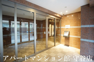 【エントランス】