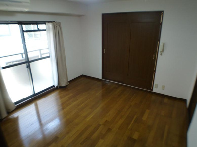 【寝室】 | ゴールドツリー