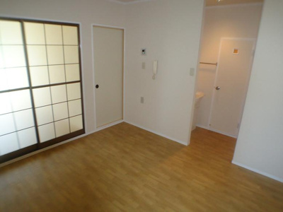 【居間・リビング】 | ガーデン・スマ　Ａ棟