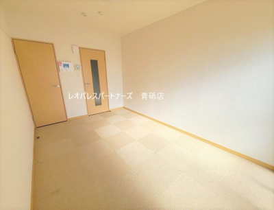 【居間・リビング】 | メティス | ★１階の部屋の場合は居室の床がフローリングになります