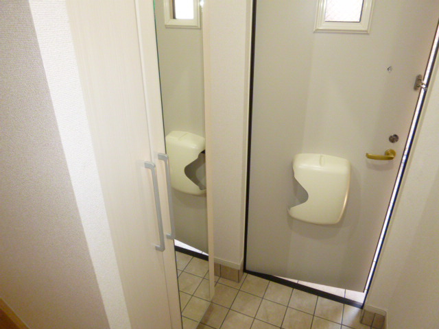 レジデンス・ロジェの玄関