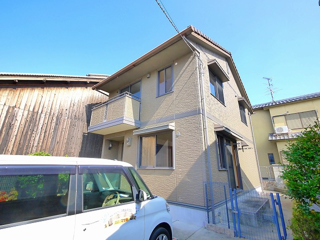 薬師堂町一戸建の外観|落ち着いた雰囲気の外観です