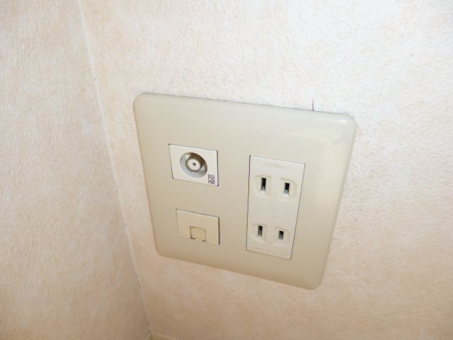 グリーンパレスⅡの設備|TVジャック・電話モジュラー