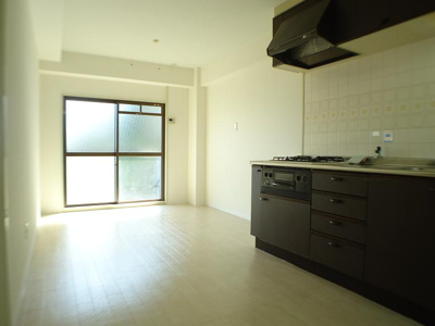 【居間・リビング】 | ダイバーシティ神戸長田　Ｂ棟