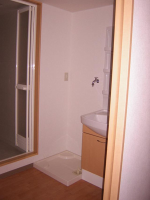 【設備】 | カステルヴェッチオ | 洗濯機置き場です