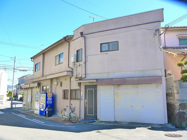 城店舗の外観