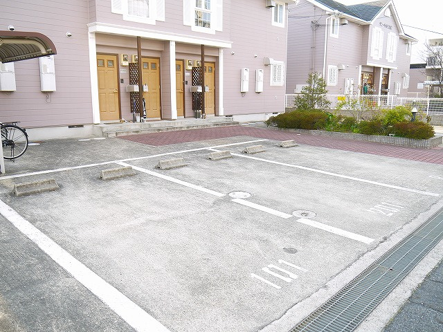 サニーサイド三笠Bの駐車場|駐車場です