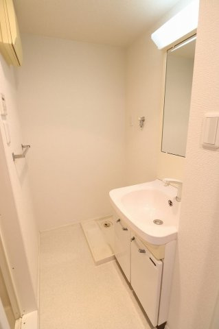 アクタス天神アネックスⅡの独立洗面台