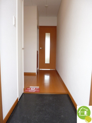 【玄関】 | Ｌ久米Ⅱ | ※写真は別のお部屋です