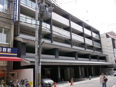 【外観】 | 四条烏丸クロスマーク