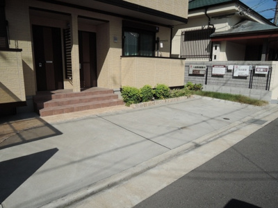 【駐車場】 | メゾンリヴェール
