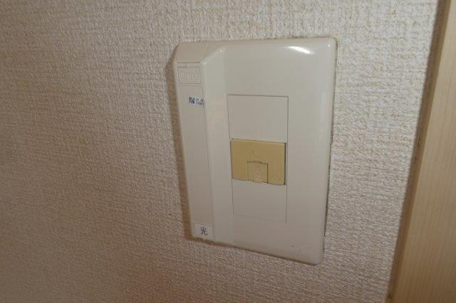 コーポ吉備路Ｂの設備|電話モジュラー