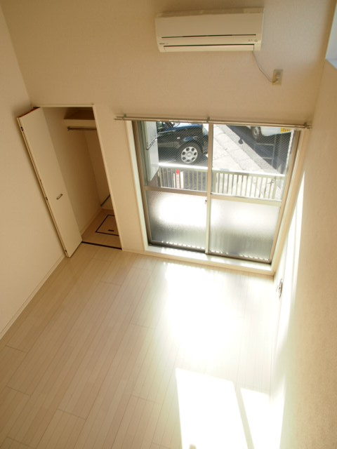 サニーサイド千葉の居間・リビング