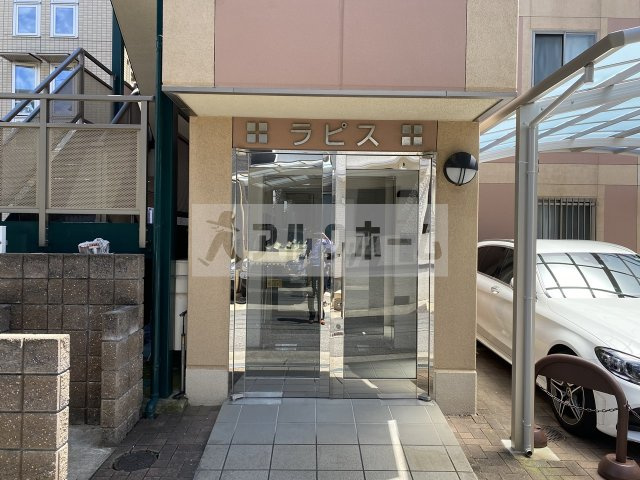 ラピスのエントランス|ラピス（八尾市植松町）エントランス