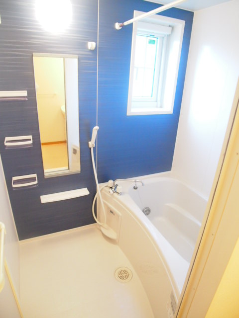 ピーノ・レジーナⅡの浴室