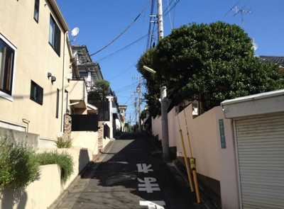 【周辺】 | セレッソ代田(下北沢賃貸一戸建て) | 前面道路