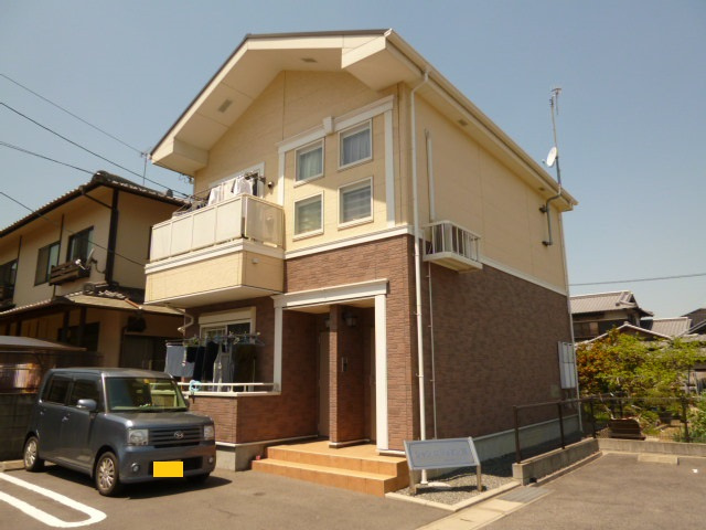 シャンロジュマンⅢの外観