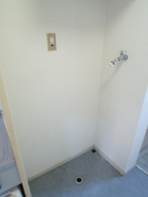 【設備】 | ドミトリー妙法寺Ⅰ | 洗濯機置場