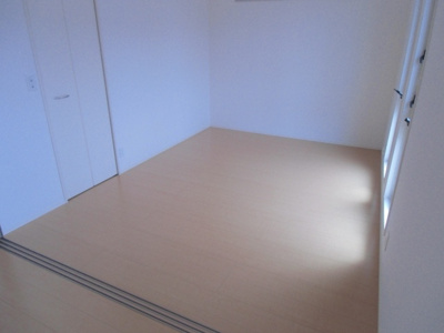 【洋室】 | エイト