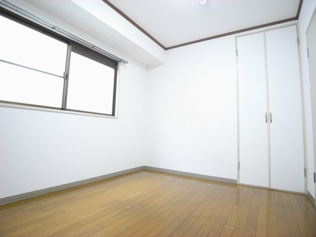 【洋室】 | 作本マンション
