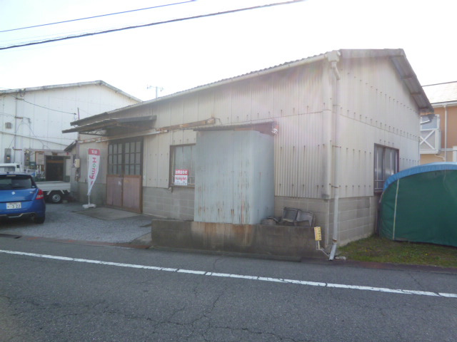 倉敷市二日市の倉庫の外観