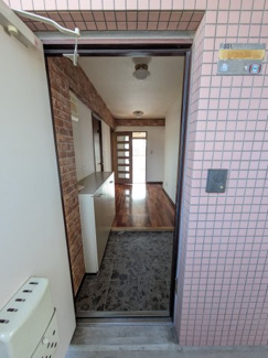 【玄関】 | メゾン西口