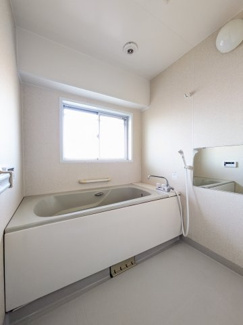 【浴室】 | メゾン西口 | 日々の疲れを癒すお風呂付です