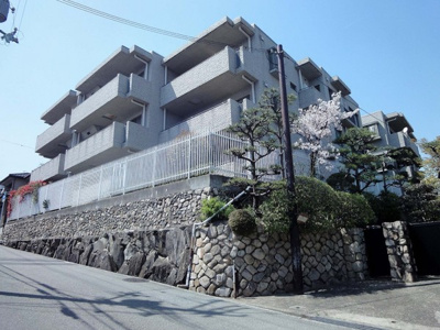 【外観】 | ファミーユ宝塚寿楽荘